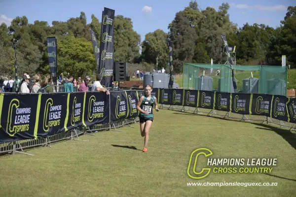Mia Van Huÿssteen — CLXC