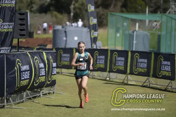 Mia Van Huÿssteen — CLXC