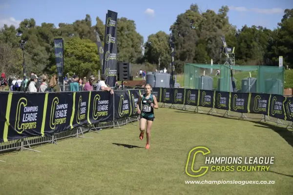 Mia Van Huÿssteen — CLXC