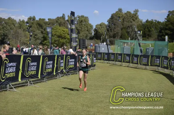 Mia Van Huÿssteen — CLXC