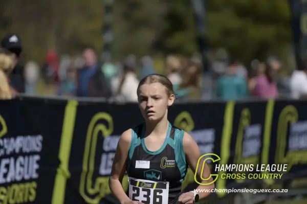 Mia Van Huÿssteen — CLXC