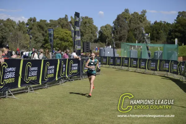 Mia Van Huÿssteen — CLXC