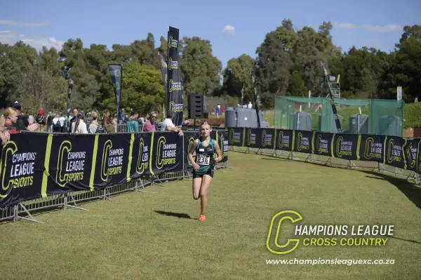 Mia Van Huÿssteen — CLXC