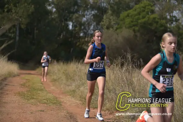 Mia Van Huÿssteen — CLXC