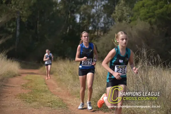 Mia Van Huÿssteen — CLXC