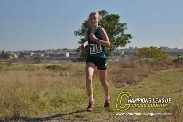 Mia Van Huÿssteen — CLXC