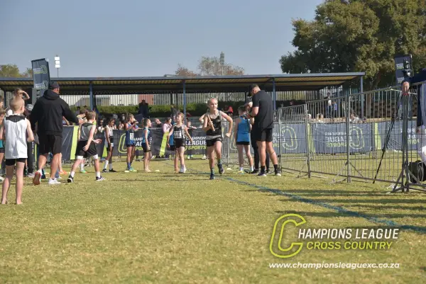 Nia Heyns — CLXC
