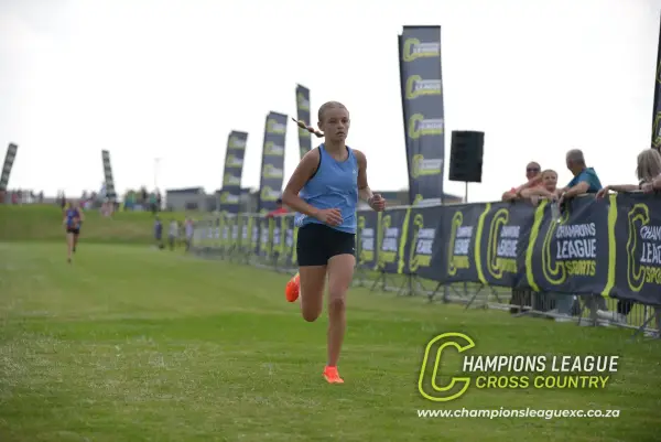 Mia Van Huÿssteen — CLXC