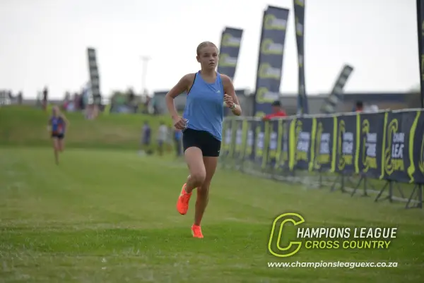 Mia Van Huÿssteen — CLXC