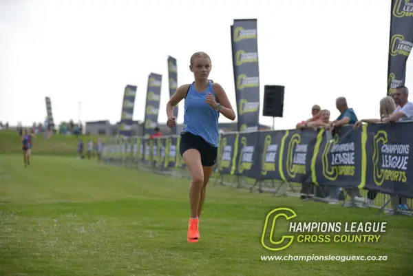 Mia Van Huÿssteen — CLXC