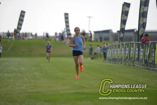 Mia Van Huÿssteen — CLXC
