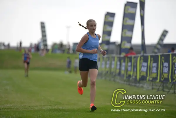 Mia Van Huÿssteen — CLXC